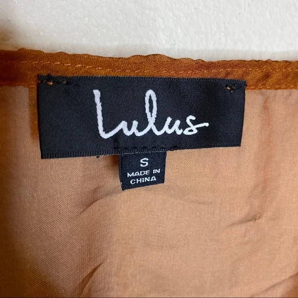 Lulus Brown Button-Front Smocked Crop Top - Picture 6 of 9